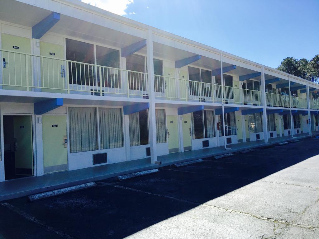 Hotel Super 8 By Wyndham Kingsland I-95 Naval Base Area Exterior foto